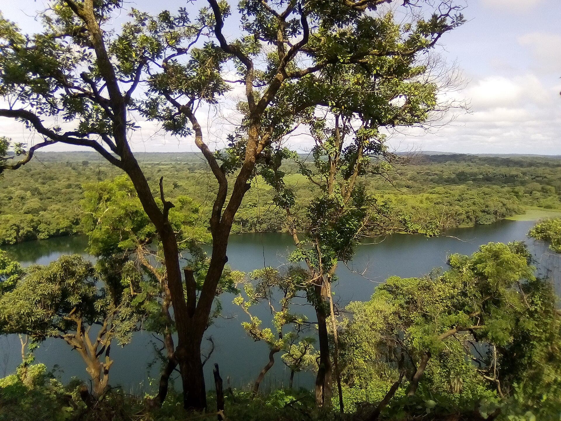 Lake Ngaoundaba 2